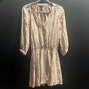 Club Monaco Elegant Cream cinched Waist Knee Length Shirt Dress Size 00